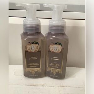 WHITE PUMPKIN Gentle Foaming Hand Soap Bath & Body Works 8.75 Oz - 2 Pack Fall